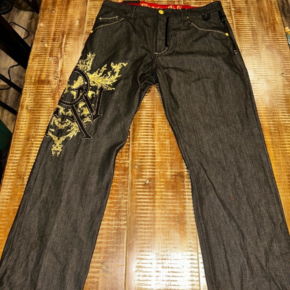 Very rare crown holder jeans that I bought in china - Picture 1 of 6